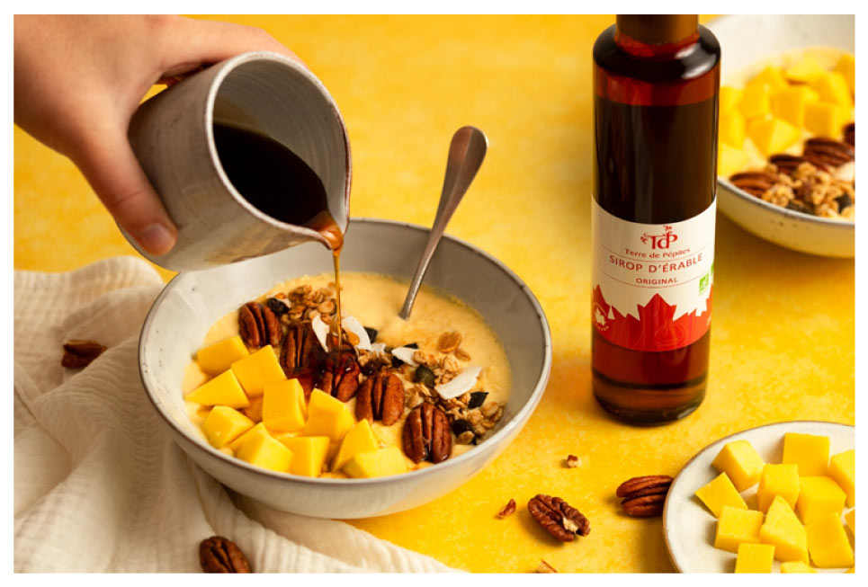 Smoothie bowl maison pour cuisiner avec le sirop d’érable dès le petit déjeuner