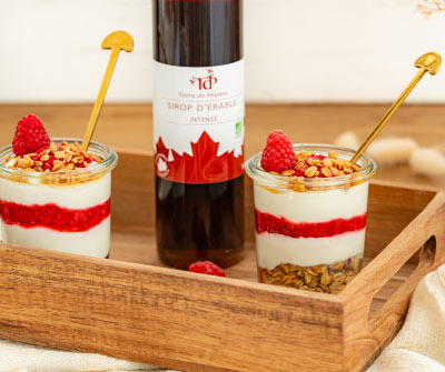 recette-sirop-derable-verrines-aux-framboises-facon-cheesecake-carre-recette recette verrines aux framboises façon cheesecake et sirop d'érable pour le dessert ou pour le goûter