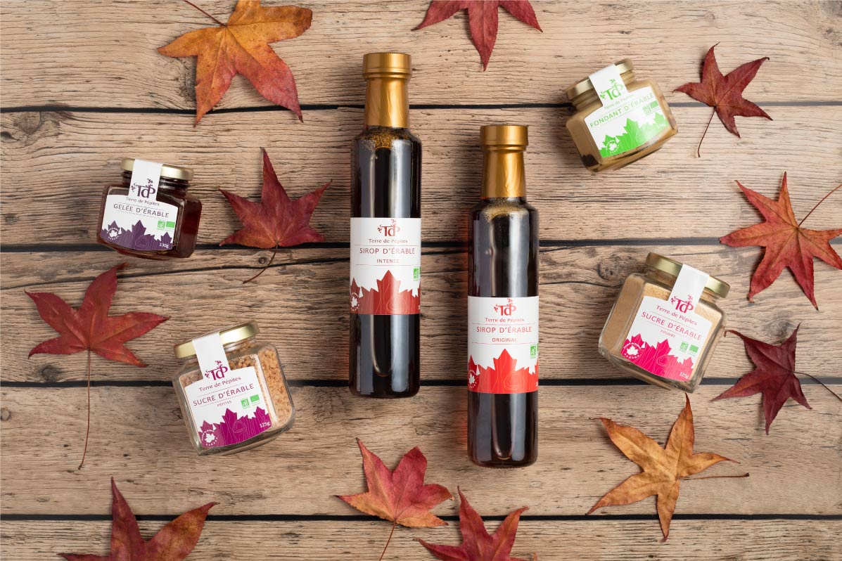 Une épicerie française qui vend ses produits comme le sirop d’érable, la gelée d’érable, le beurre d’érable et le sucre d’érable.