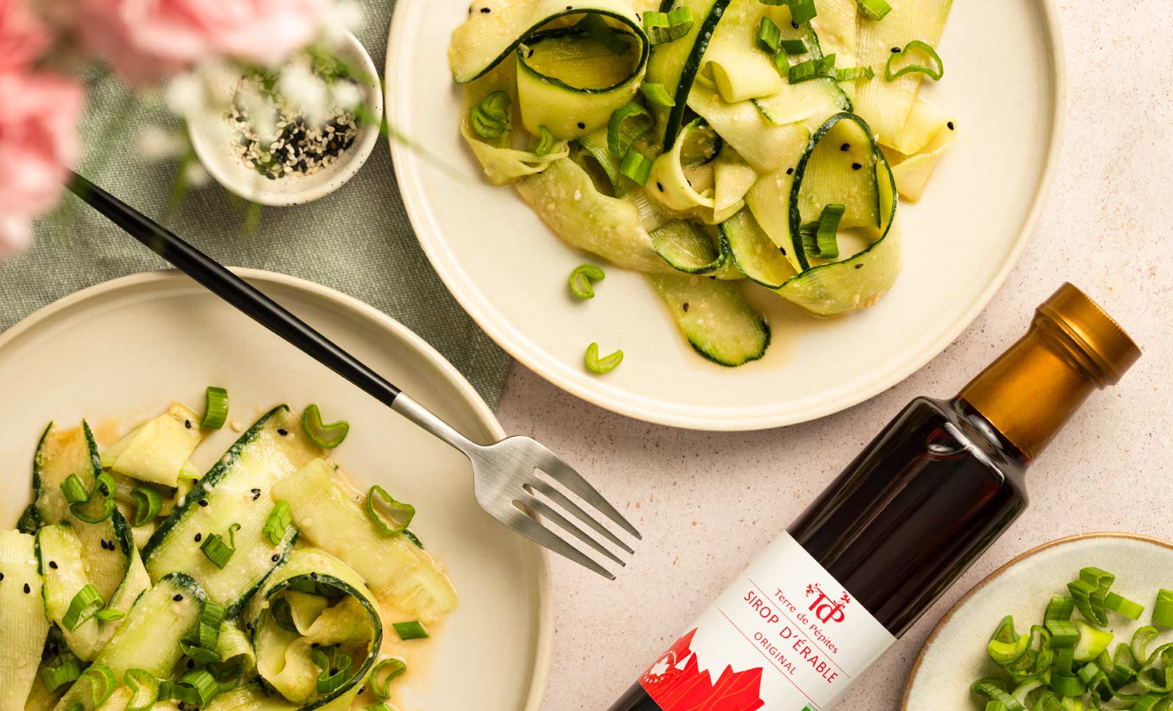 Salade de concombres avec vinaigrette au sirop d’érable pour un déjeuner frais et original